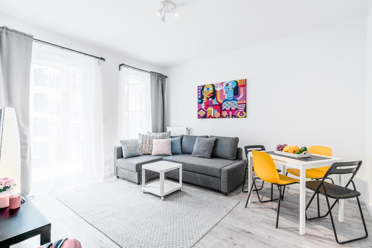 Apartamenty Homely Place Blisko Starego Rynku - Parking 波兹南 外观 照片
