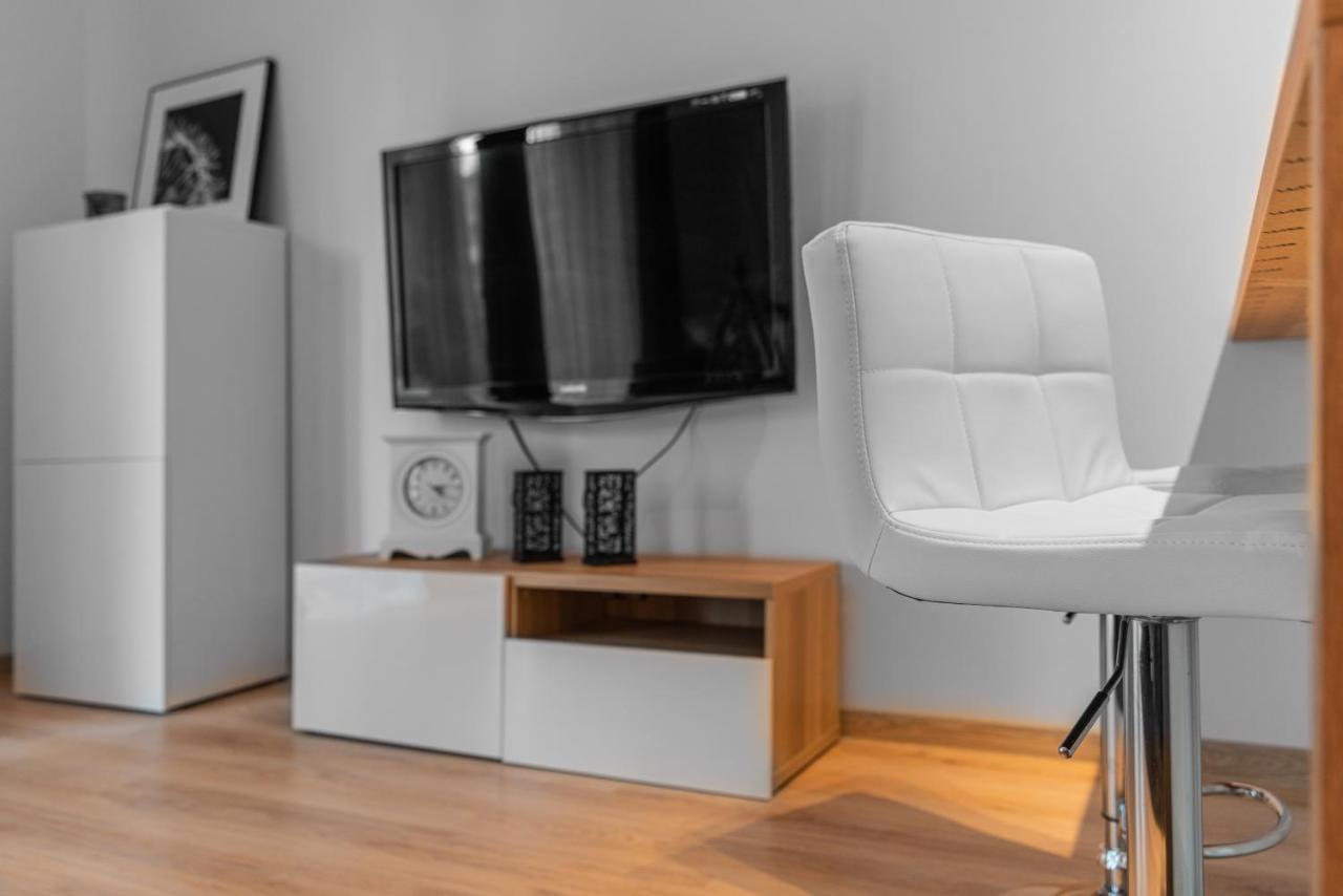 Apartamenty Homely Place Blisko Starego Rynku - Parking 波兹南 外观 照片