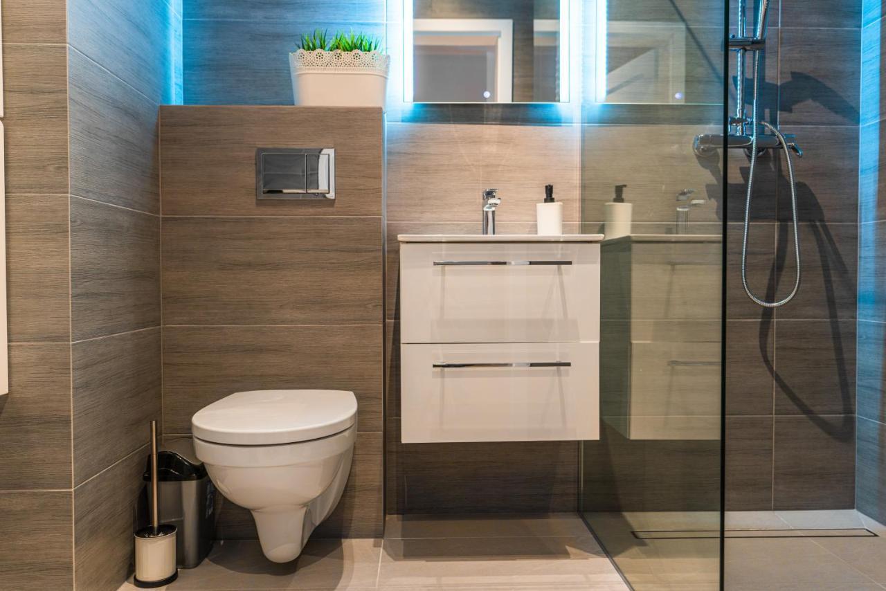 Apartamenty Homely Place Blisko Starego Rynku - Parking 波兹南 外观 照片