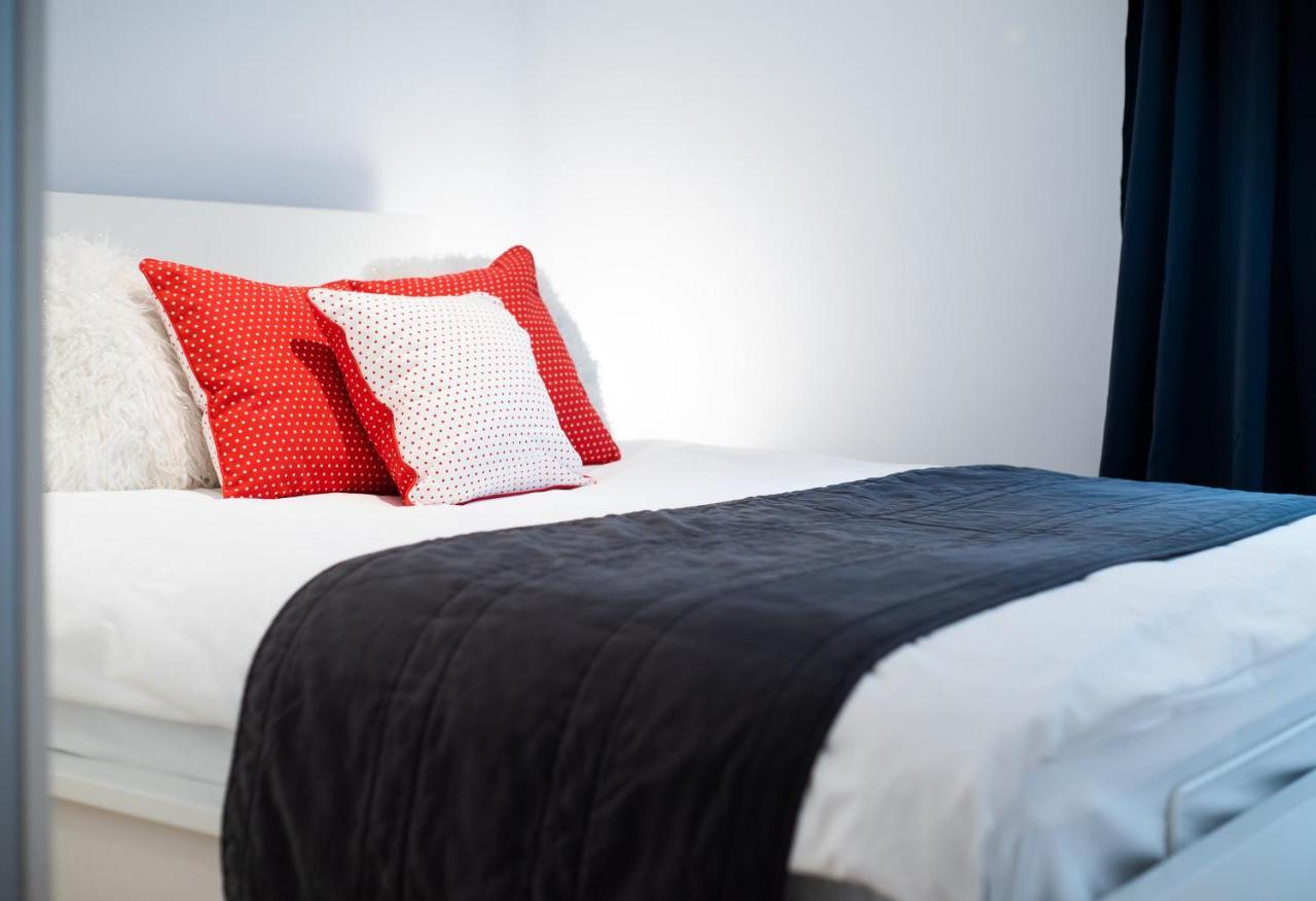 Apartamenty Homely Place Blisko Starego Rynku - Parking 波兹南 外观 照片