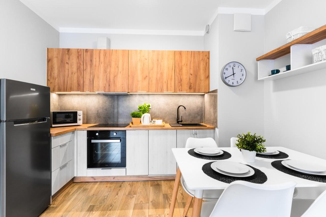 Apartamenty Homely Place Blisko Starego Rynku - Parking 波兹南 外观 照片